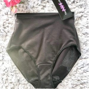 🆕NWT Naomi & Nicole high waisted Shaping Panty SM